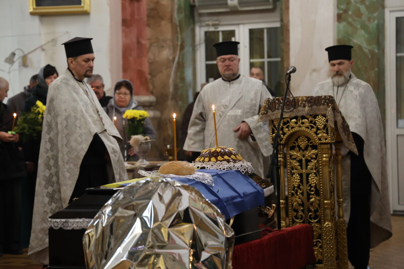 Загинув понад рік тому: у Луцьку попрощалися з Героєм Сергієм Коровіцьким