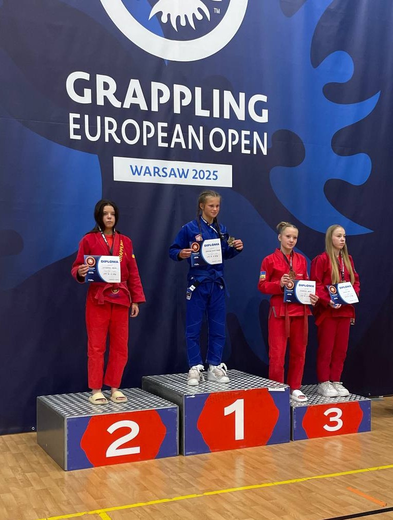 Юні спортсменки з Волині вибороли медалі на Чемпіонату Європи з грепплінгу в Польщі