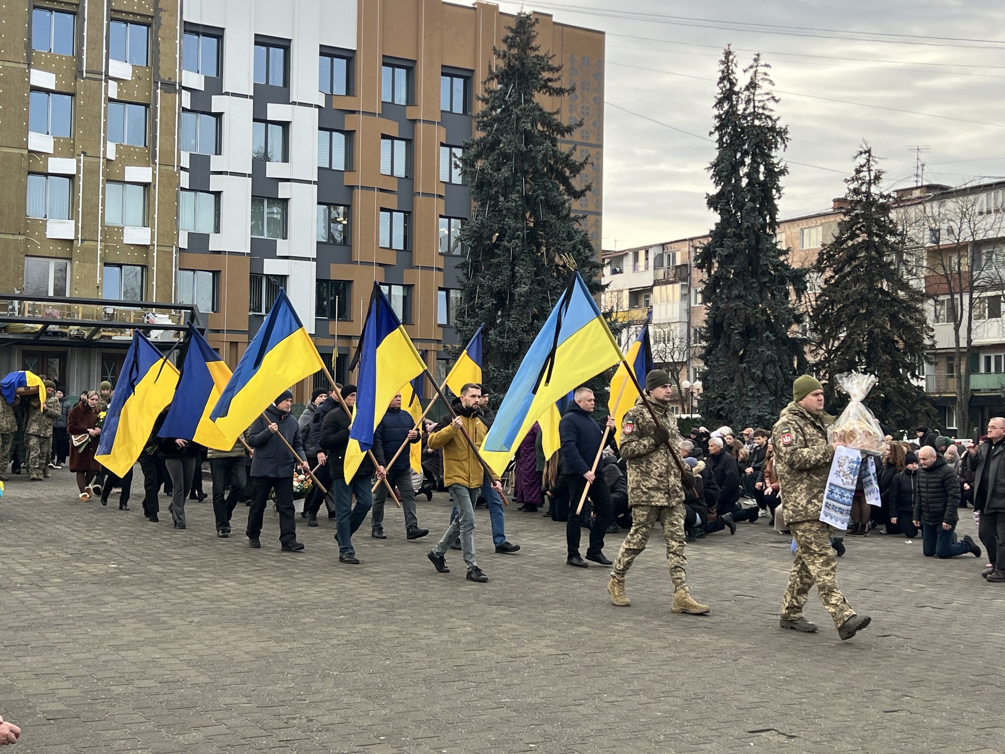 ДНК-експертиза обірвала надії: на Волині попрощалися з Героєм Юрієм Данилюком