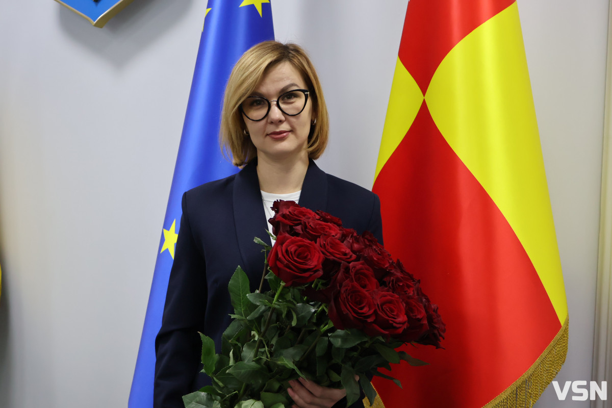 Флешмоб «Шкарпетуйся» і кадрові рішення: що відбулося на 90-й сесії Луцької міськради. Фоторепортаж