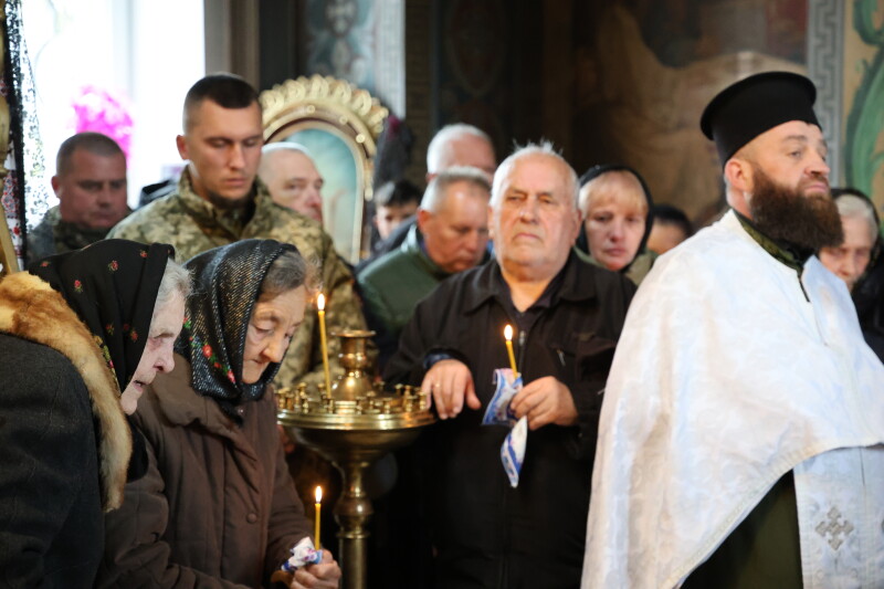 Загинув на Сумщині: у Луцьку попрощалися з Героєм Сергієм Макаруком