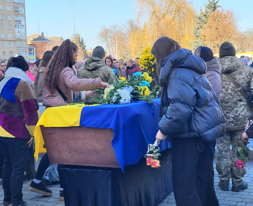 Навіки молодий: на Волині попрощалися з 22-річним Героєм Назаром Кіперчуком
