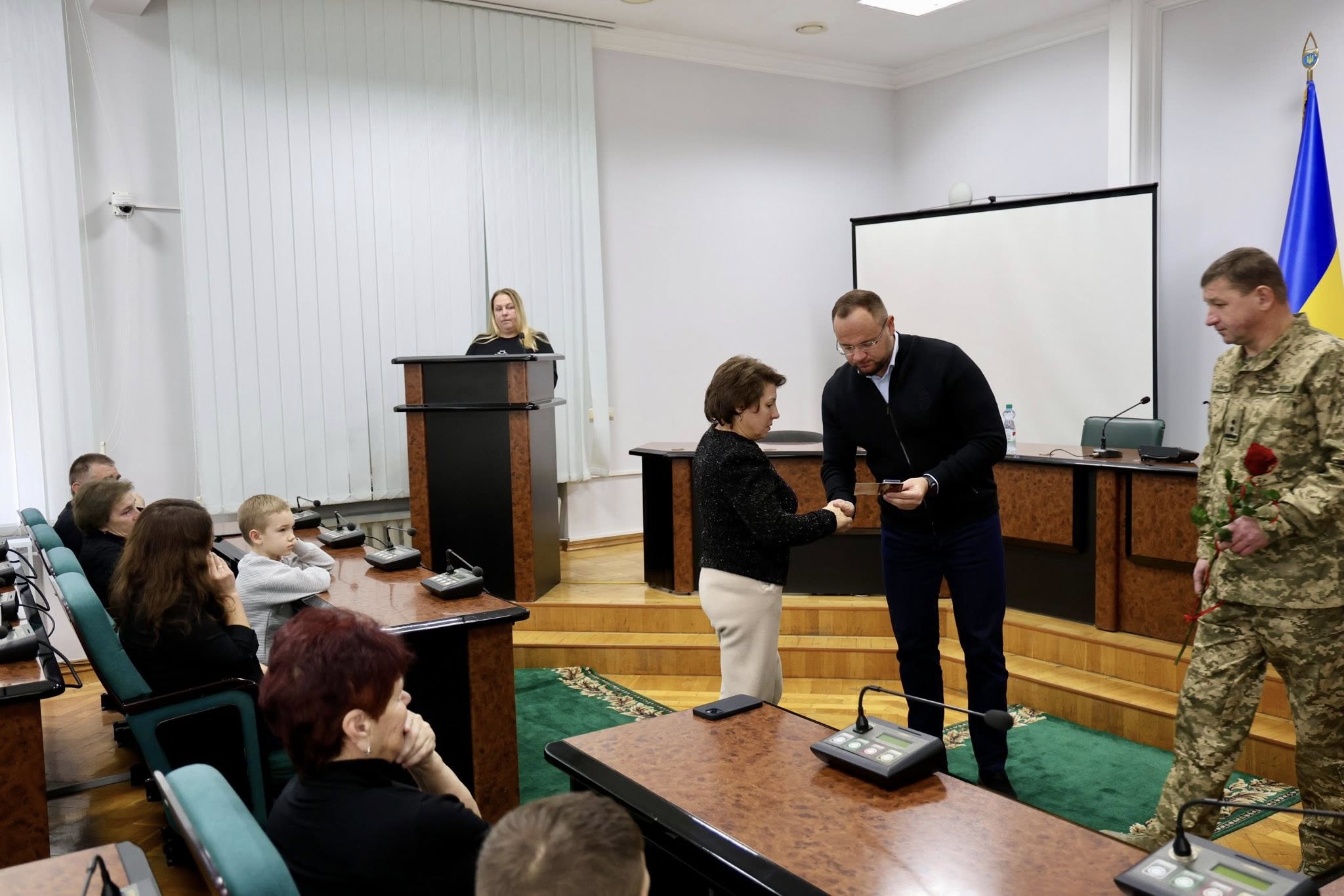 У Луцьку вручили державні нагороди родинам загиблих захисників України