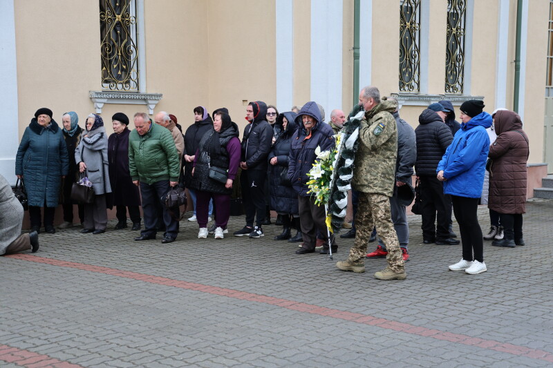 Загинув на Сумщині: у Луцьку попрощалися з Героєм Сергієм Макаруком