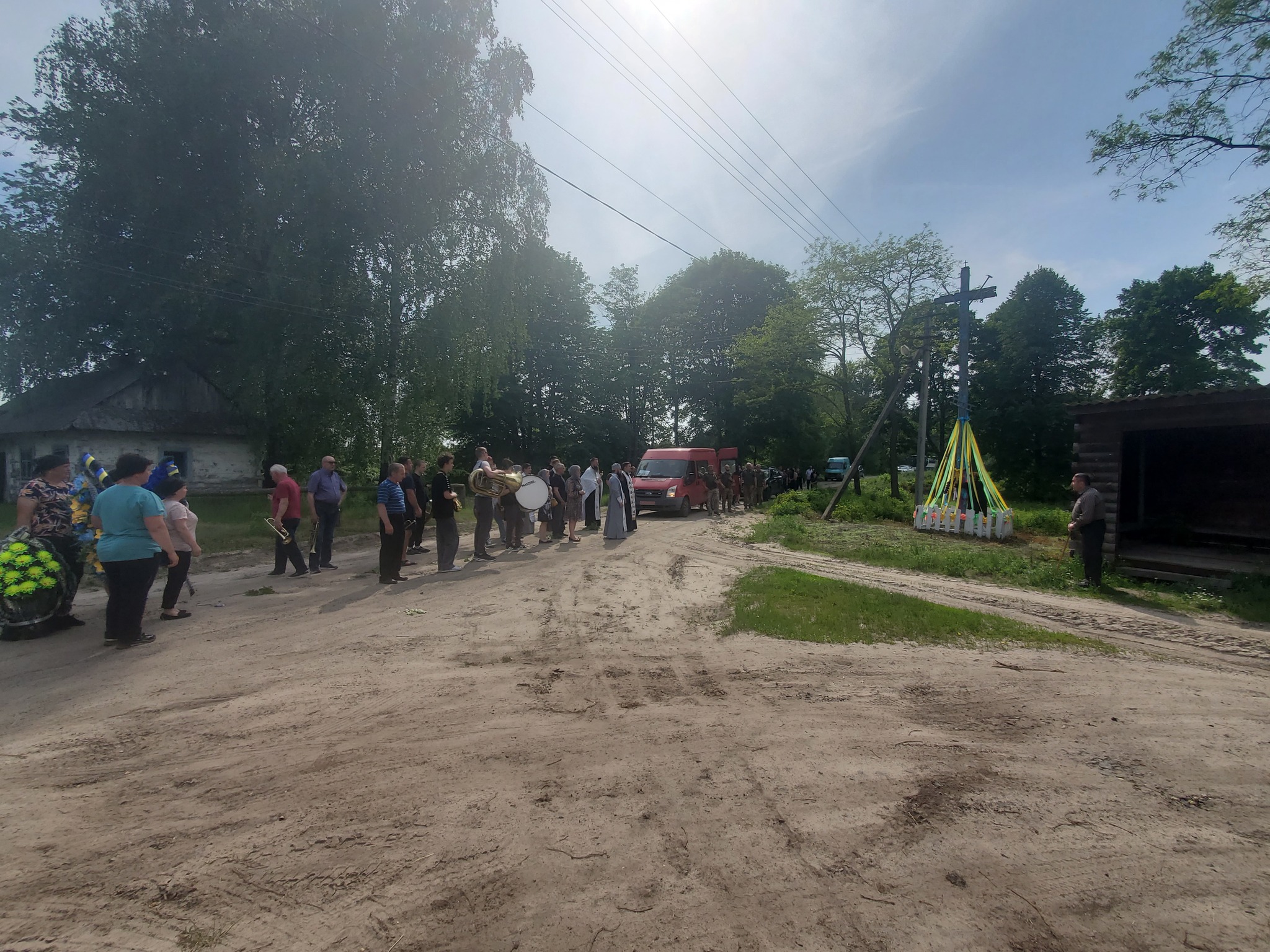 Тривалий час доля воїна була невідома: на Волині попрощались з Героєм Анатолієм Сергійчуком