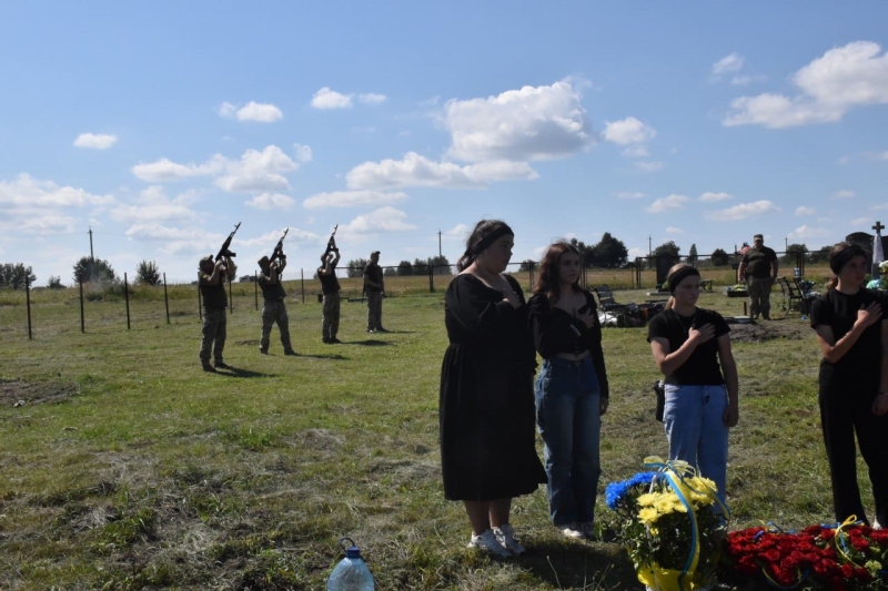 Навіки молодий: на Волині попрощалися з 26-річним Героєм Валентином Богатих