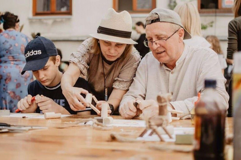 «Не ремесло, а мистецтво»: майстриня з Луцька Софією Пасюк створює унікальні дерев’яні іграшки