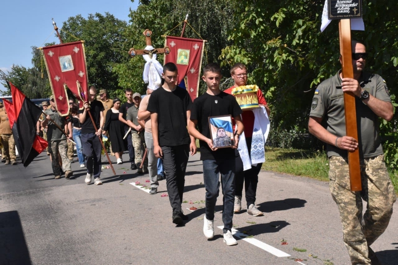 Навіки молодий: на Волині попрощалися з 26-річним Героєм Валентином Богатих