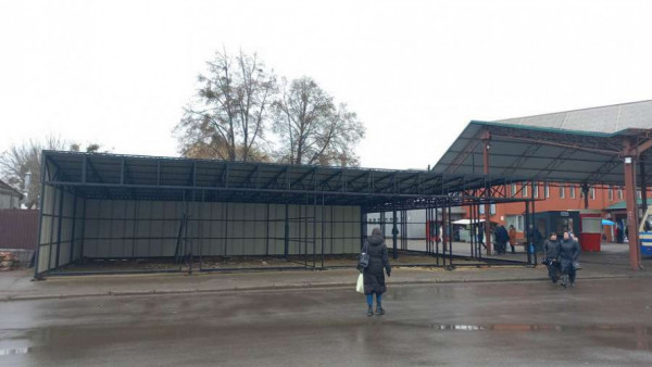 На автостанції у Луцьку будують торгівельне приміщення, керівництво - проти