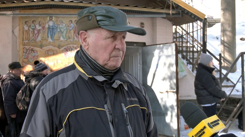 Готують щодня: як працює благодійна їдальня у підземеллі в центрі Луцька