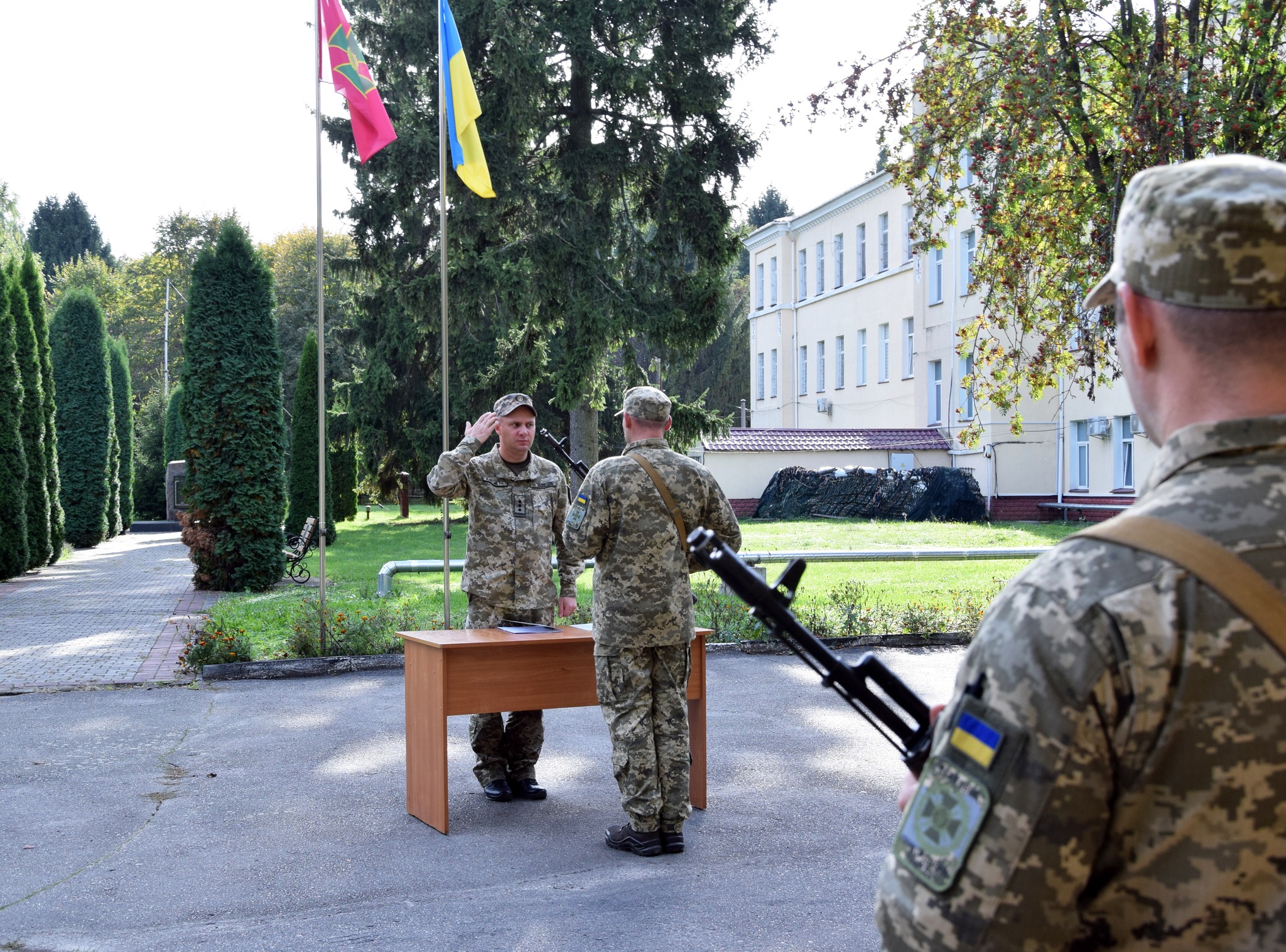 У Луцьку новобранці-прикордонники урочисто склали військову присягу