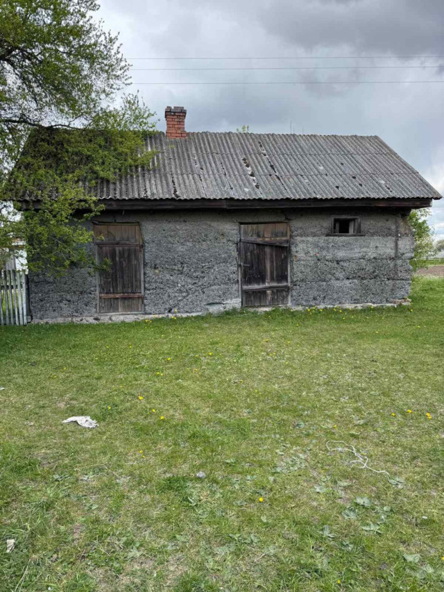 На Волині продають ветдільницю з хлівом: стартова ціна – 162 тисячі гривень
