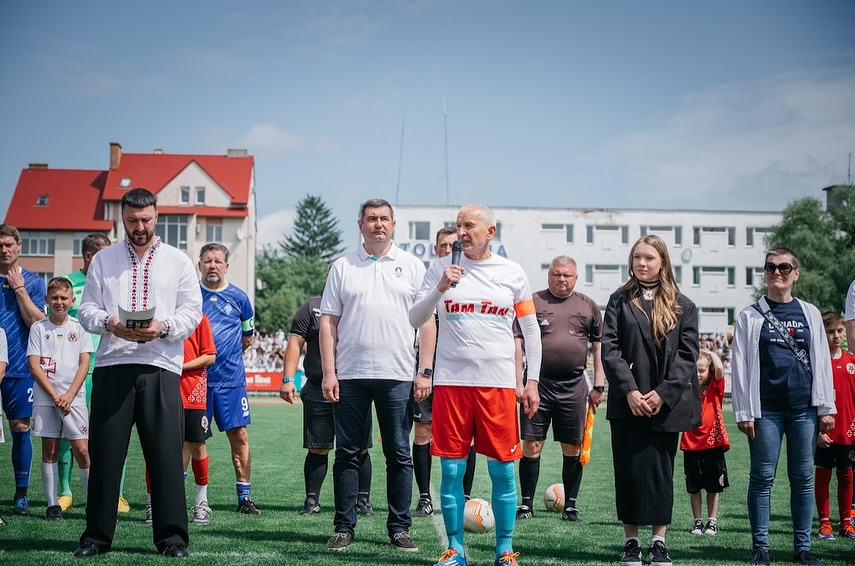 У Луцьку зібрали 340 тисяч для прикордонників на благодійному матчі