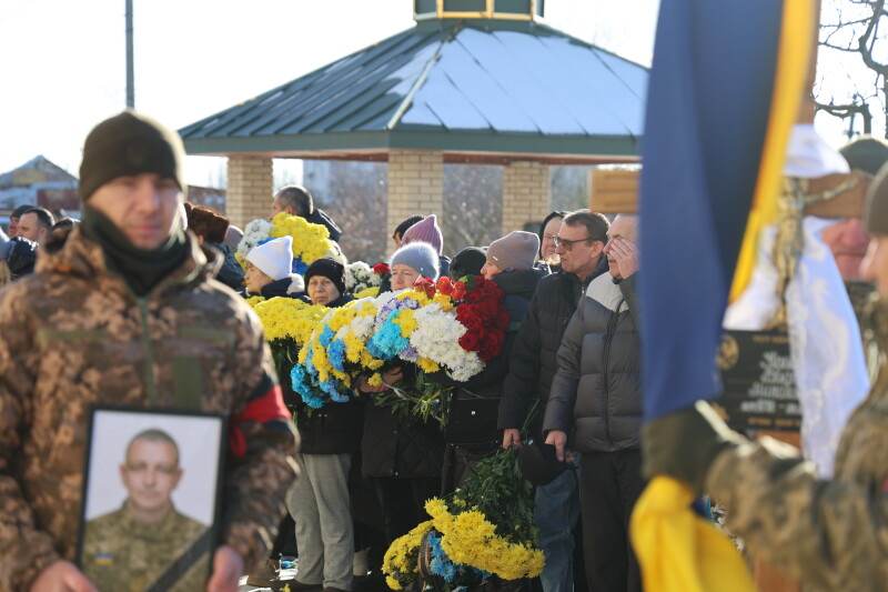 У Луцьку попрощалися з Героєм Вадимом Кравчуком