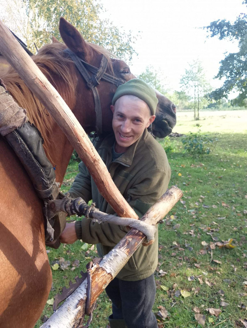 Обіцяв, що на день народження дружини приїде додому, але у цей день з ним навіки попрощалися: спогади про захисника з Волині