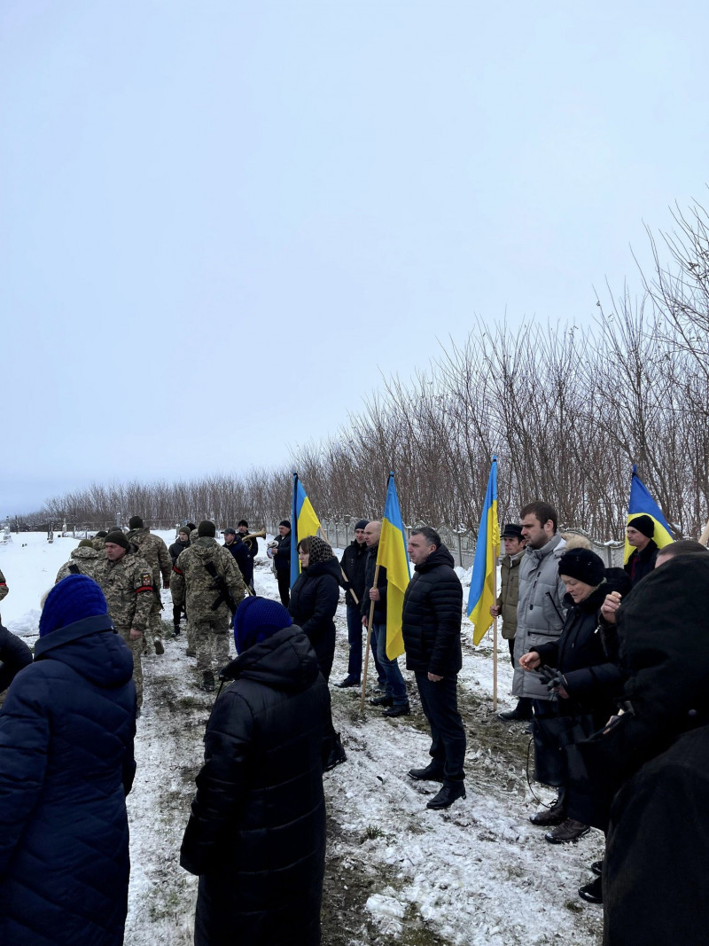 Боронив Україну і всіх нас: у громаді на Волині попрощалися з Олександром Свінцицьким