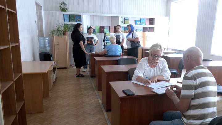«Війна, рук не вистачає»: на Волині десятки дівчат обирають професію трактористки