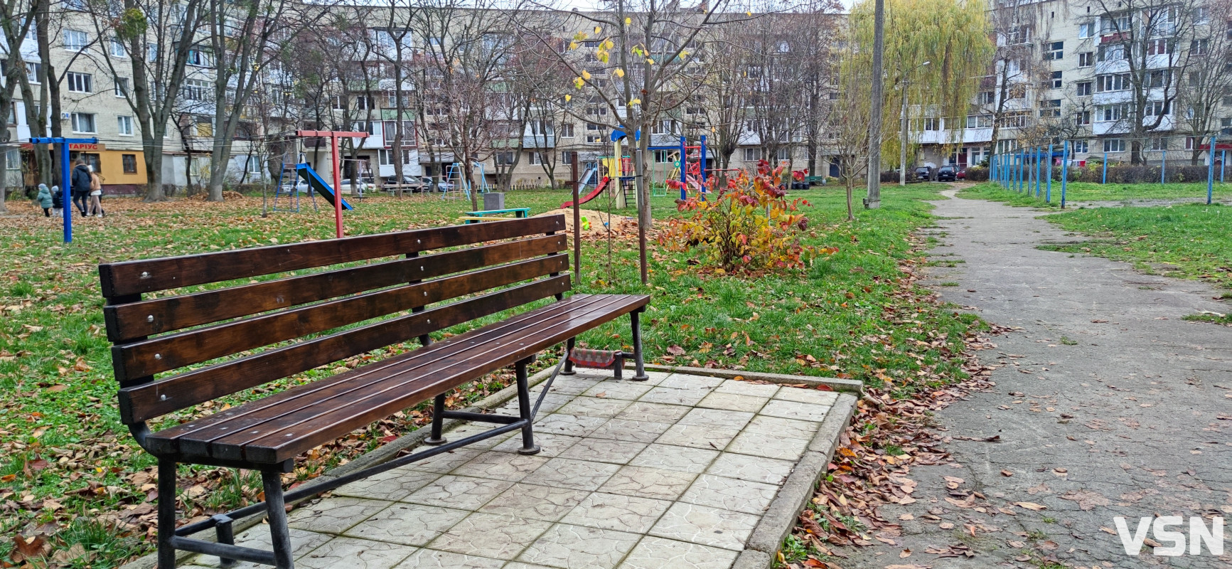 Три кілометри життя: фоторепортаж із найдовшого будинку України в Луцьку