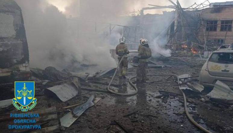 Ракетна атака по Рівному: показали наслідки. Фото