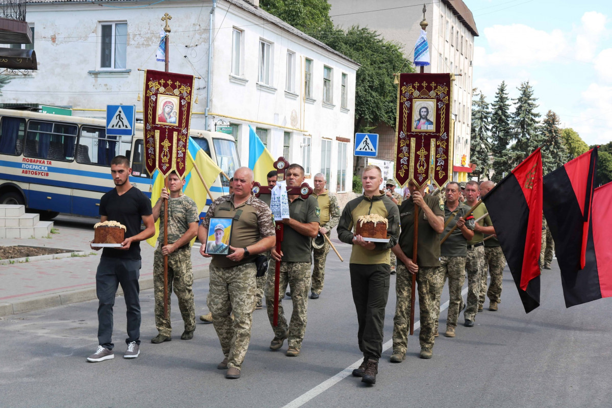 Місяць не дожив до дня народження: на Волині попрощалися з Героєм Дмитром Міцевським