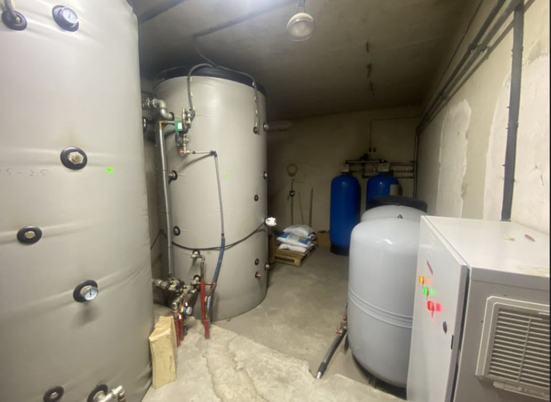 У Луцьку продають базу з офісами та складами за 111 мільйонів