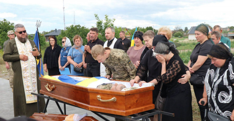 На Волині провели в останню путь захисника Володимира Соняка