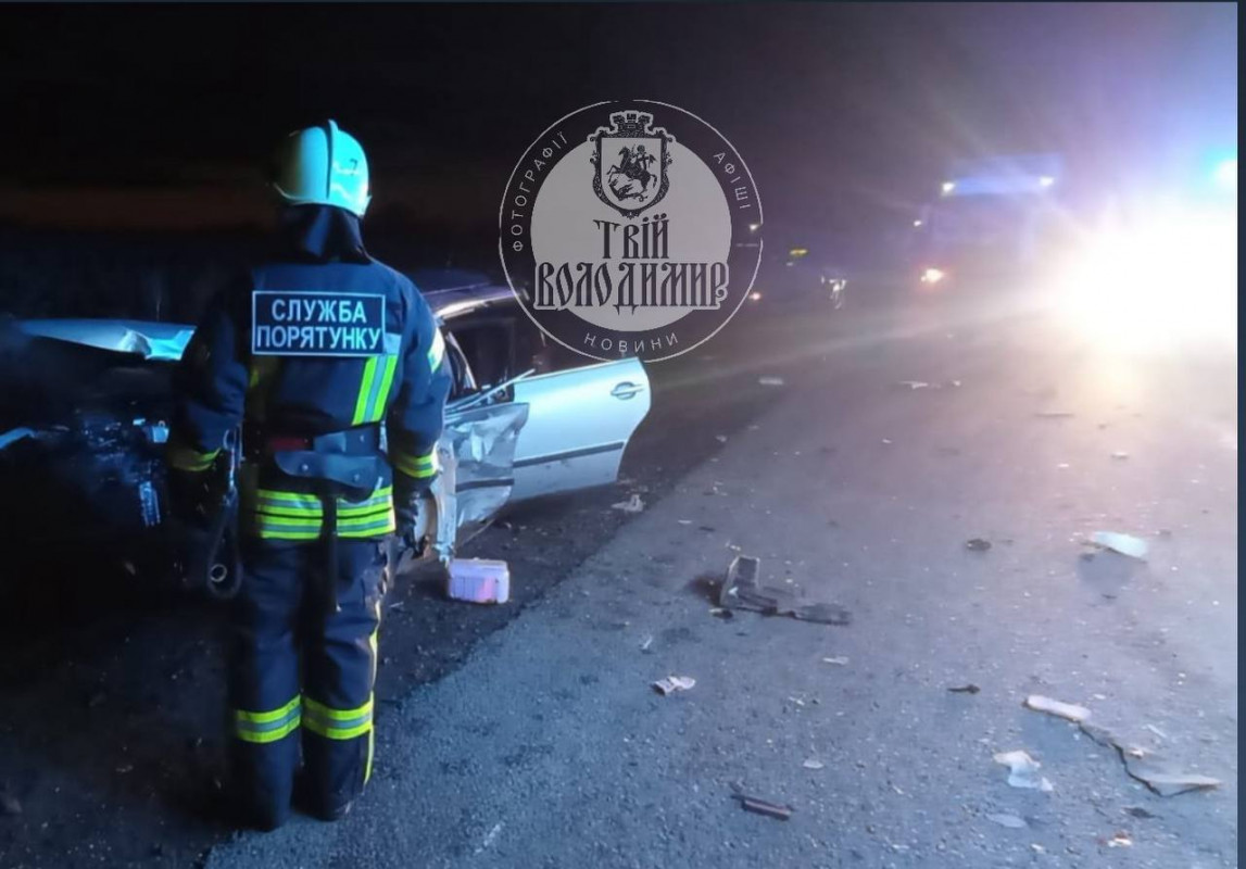 На Волині зіткнулися три автівки: постраждало троє дорослих і двоє дітей