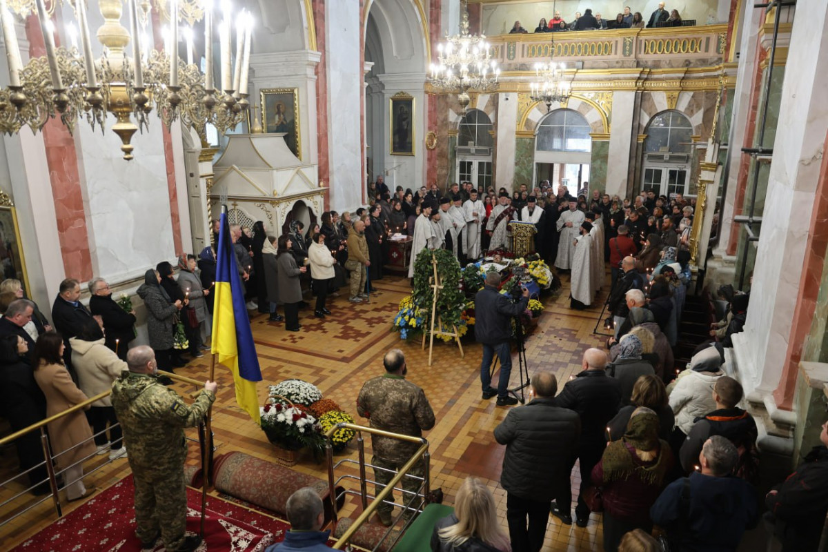 У Луцьку попрощалися з 30-річним добровольцем Владиславом Драганчуком