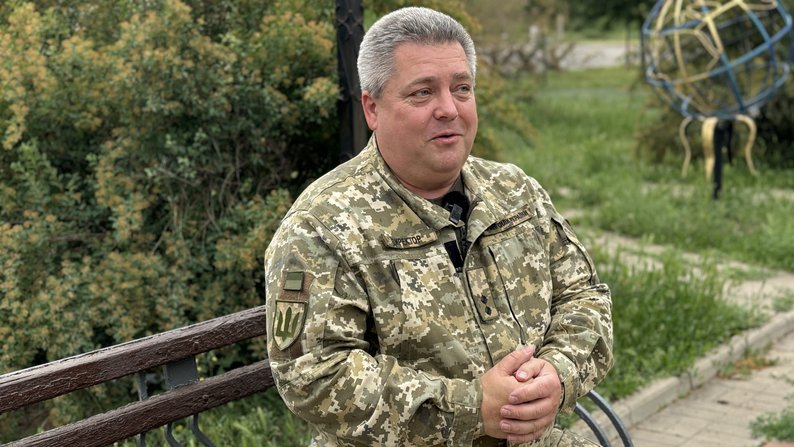 Директор ліцею «втік» на фронт: історик з Луцька став заступником комбата та бореться за майбутнє дітей