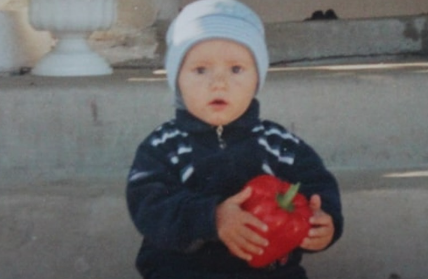 «Хлопець-вогонь»: Yaktak поділився спогадами про дитинство на Волині