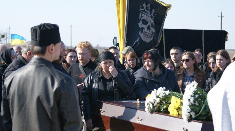 У громаді на Волині попрощалися із 23-річним розвідником «Азова» Назаром Поліщуком