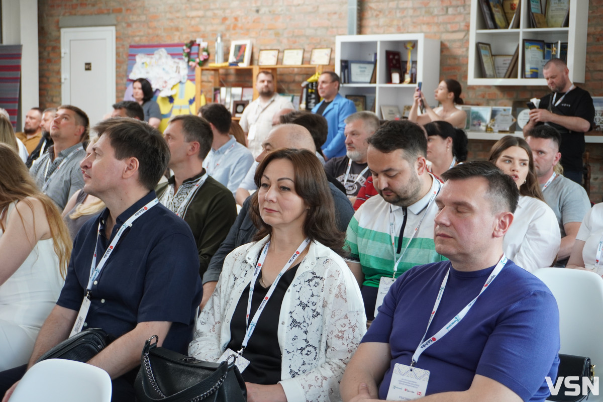 Легка промисловість України: у Луцьку провели зустріч партнерів на «Едельвіці»