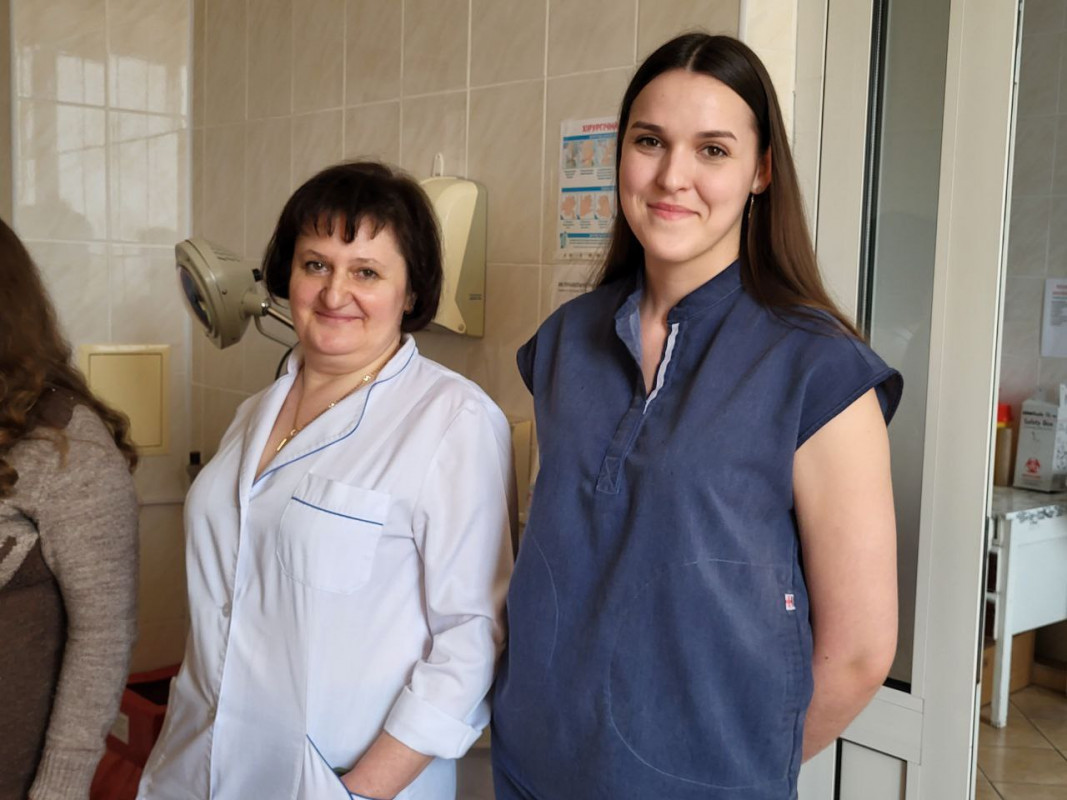Майже 30 років допомагає народжуватися українцям: історія лікарки-гінекологині з Волині