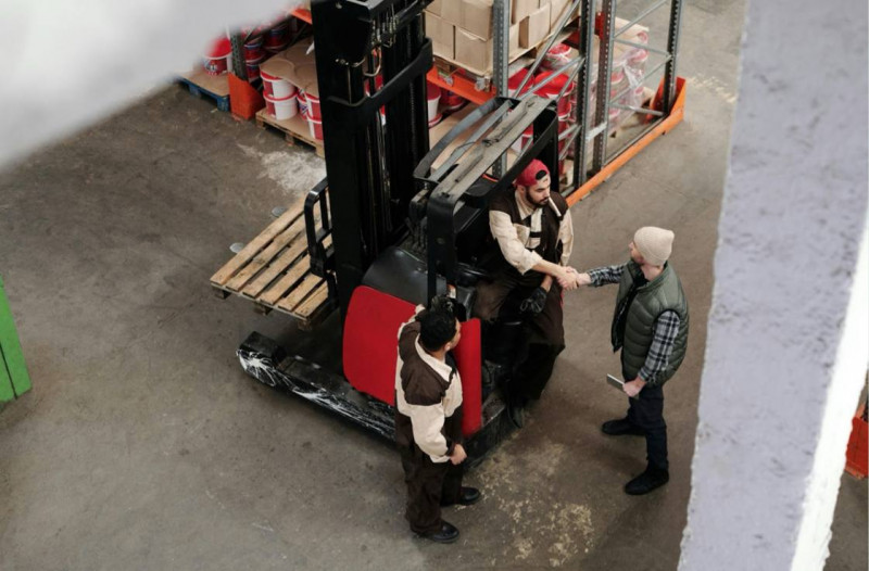 Forkliftonline: Ваш Надійний Партнер для Купівлі Вантажопідйомної Техніки