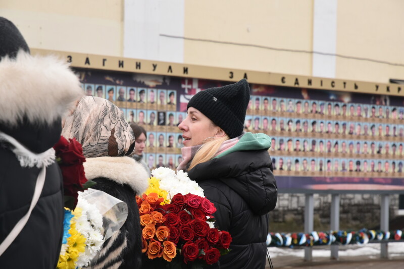 Загинув під час виконання бойового завдання: у Луцьку попрощалися із Героєм Анатолієм Петруком