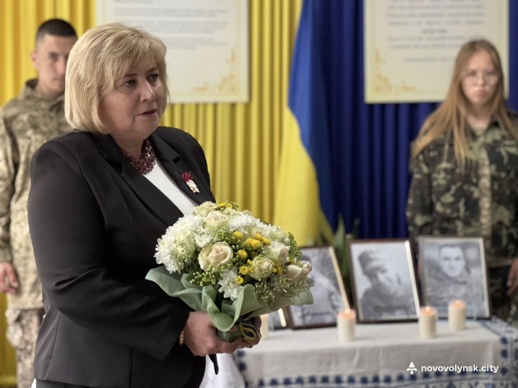Ліцеїсти-Герої: у Нововолинську увіковічнили полеглих випускників