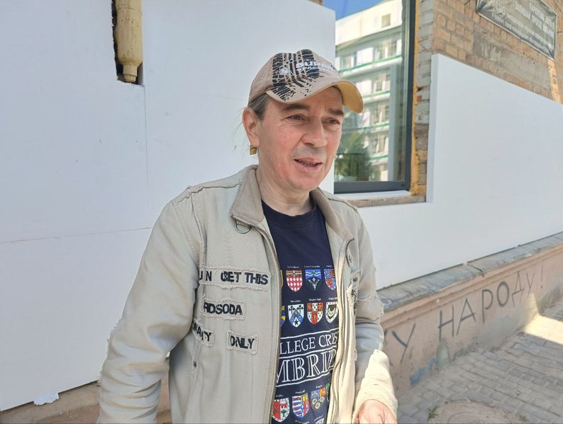 У Луцьку зник стінопис, присвячений відомому кінорежисеру Борису Ревенку