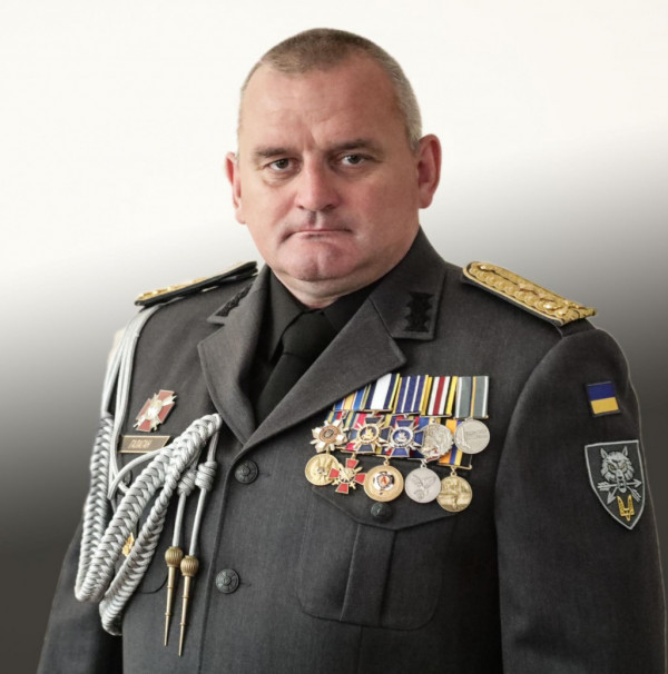 «Люди важливіші за залізо»: командувач Сил спеціальних операцій ЗСУ залишає свою посаду