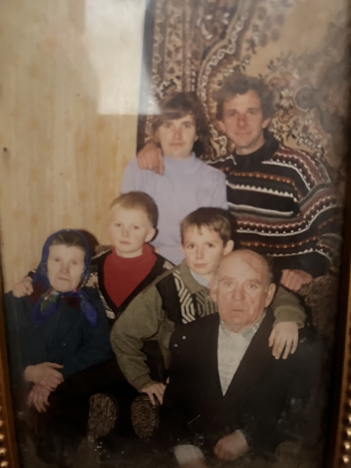 Поки рідний брат лікувався після поранення, інший зник безвісти: Герой із Волині повернувся додому через 29 місяців після загибелі