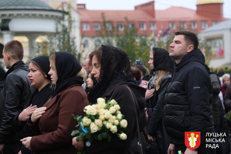 У Луцьку попрощалися з двома захисниками - Анатолієм Парфенюком та Олександром Кондращуком