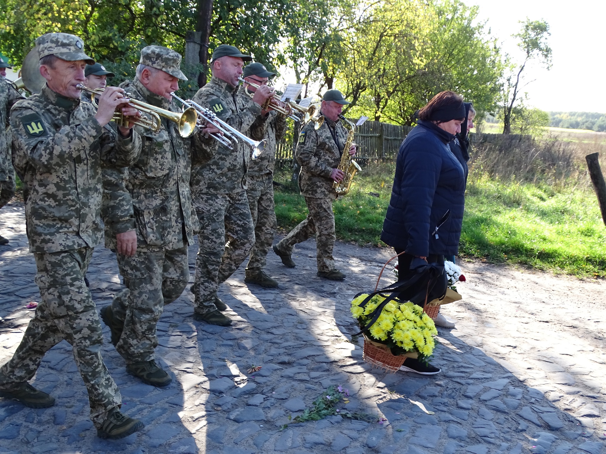 Волинь втратила ще одного воїна: в останню земну дорогу провели Героя Миколу Ковальчука