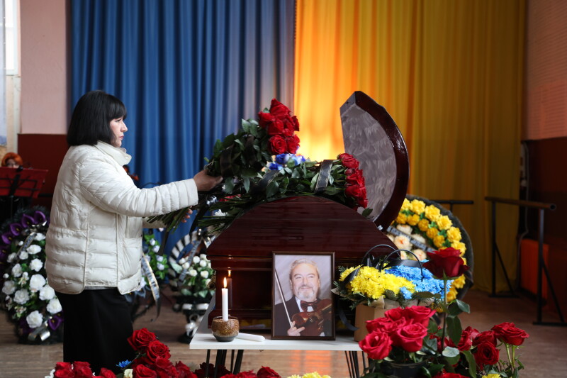 У Луцьку попрощалися з видатним музикантом Товієм Рівцем