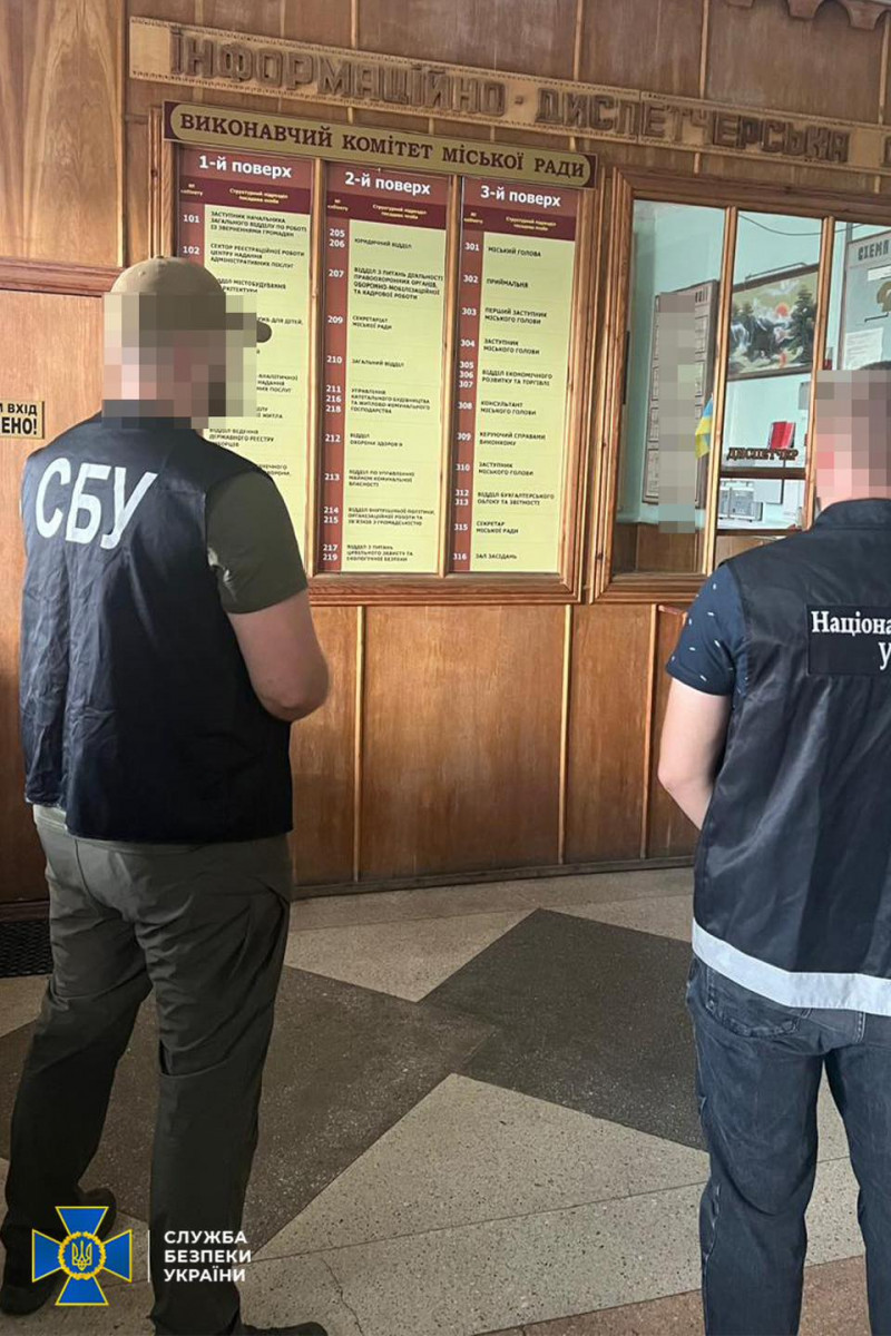 Оприлюднили імена радника мера та його близьких, затриманих за схему ухилянтів на Волині