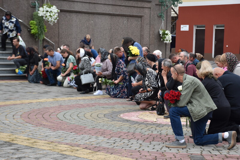 Загинув поблизу Слов’янська: у Луцьку попрощалися із воїном Андрієм Лящуком