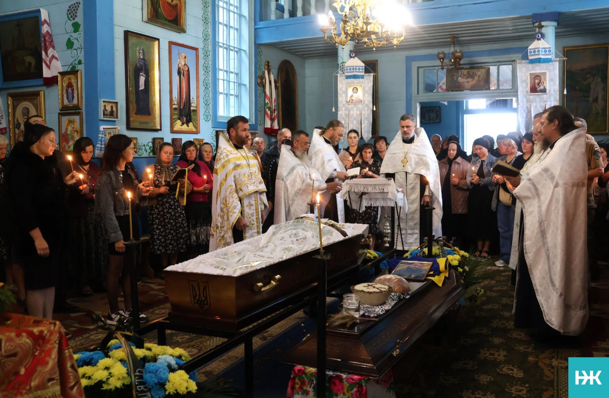 На Волині попрощалися із захисником Сергієм Клапінським, життя якого трагічно обірвала ДТП