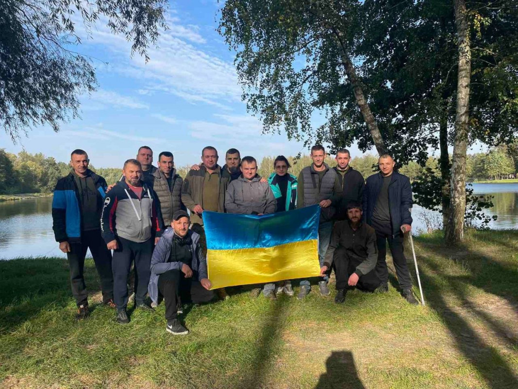 Почав ловити рибу у 5 років, а тепер виборює медалі для України: історія волинянина Павла Хваса