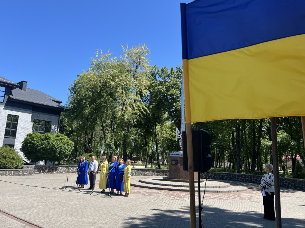 «Комбатантський хрест» та ордени «За мужність»: у місті на Волині вшанували полеглих воїнів
