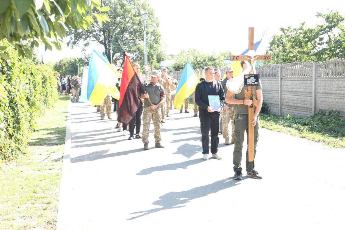 На Волині провели в останню путь захисника Володимира Соняка