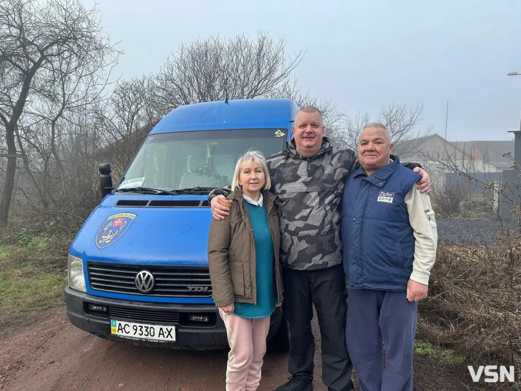 670 шкарпеток і 152 пояси: як волинянки перетворили хобі на допомогу армії