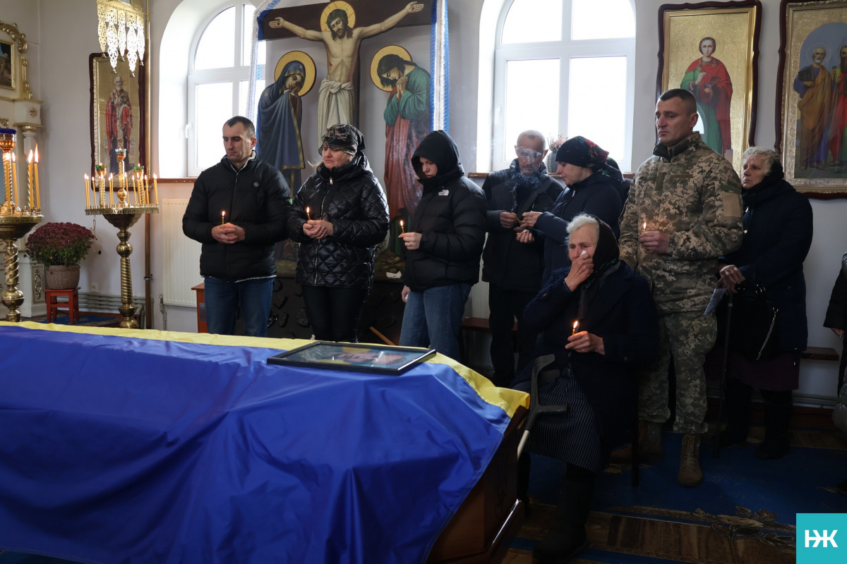 Рік надії й очікування: на Волині попрощалися з Героєм Віктором Фесиком